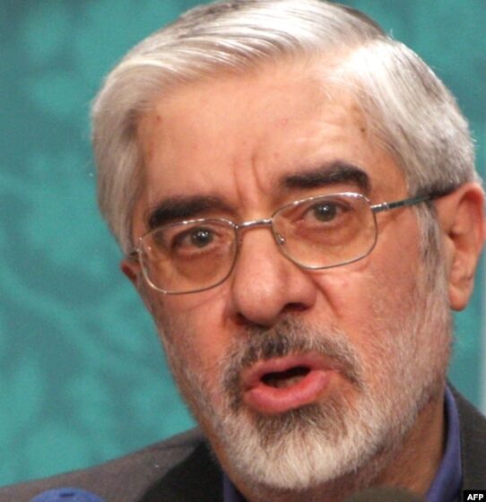 میرحسین موسوی درباره «موروثی شدن رهبری» در ایران هشدار داد / سرنوشت حسین همدانی: عبرتی برای بازماندگان است